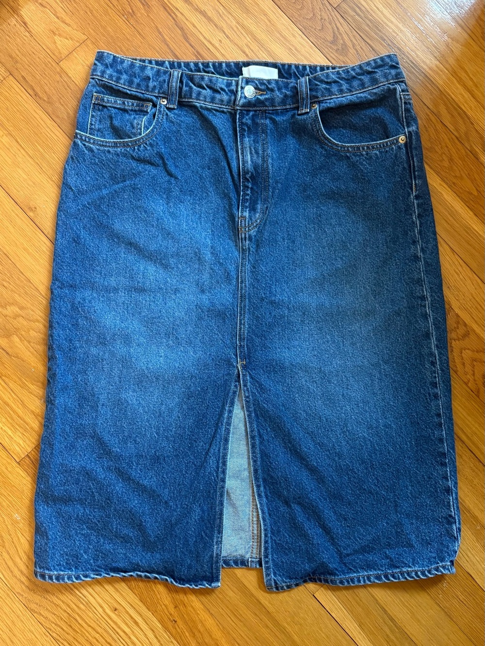 H&M Dark Blue Denim Skirt 💙 with Front Button Detail - Picture 1 of 3